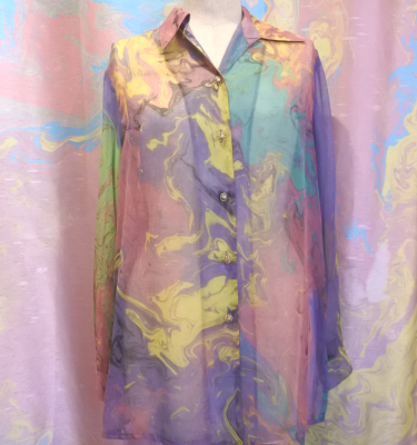 シフォンブラウス