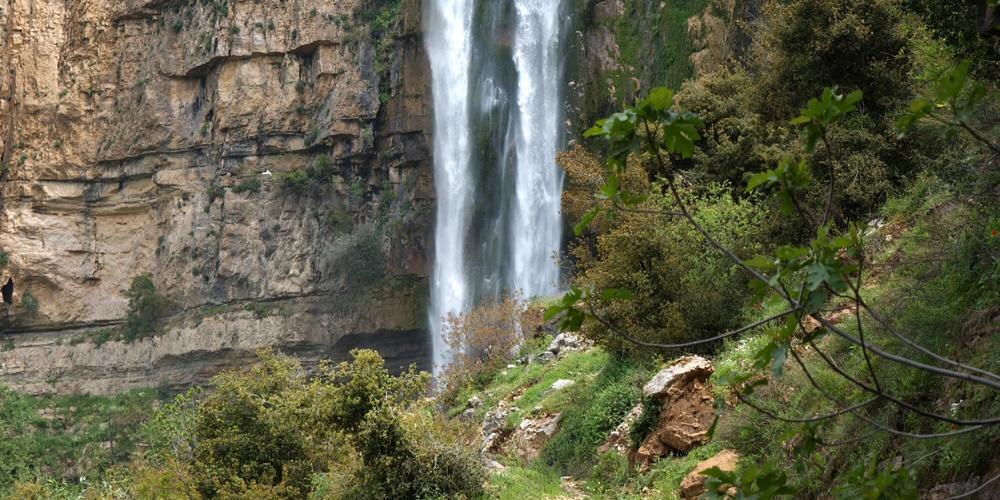 フェニキアの女神が現れた滝